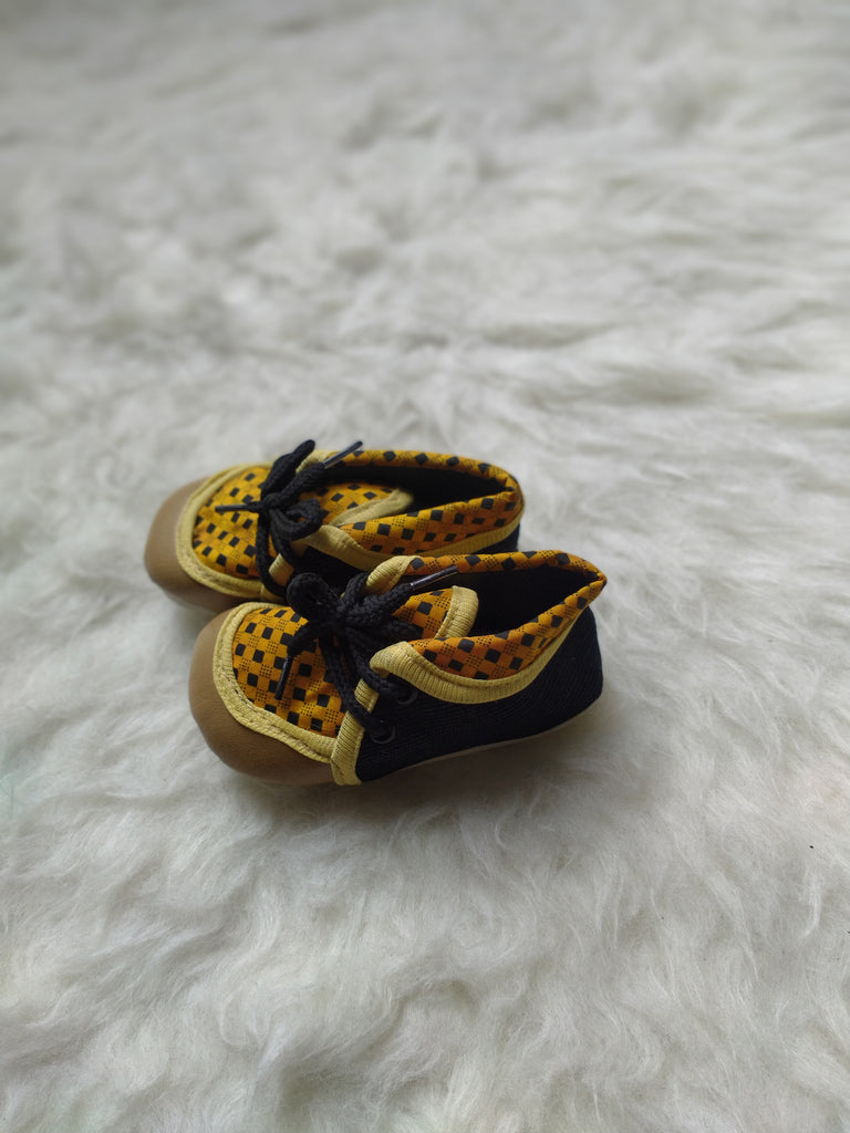 SH256-Baby Booties